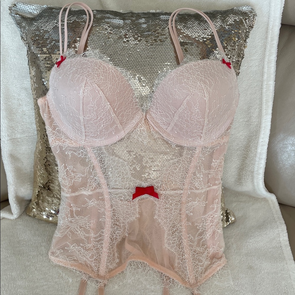Victoria's Secret Lace Bustier Corset 36C Soft Pink & Gold with Red Accents
